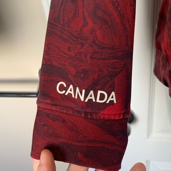 Lululemon Olympic Red Patterned Hoodie - Picture 4 of 5